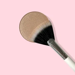 ColourPop Face Brushes*Fan Brush Highlighter Brush