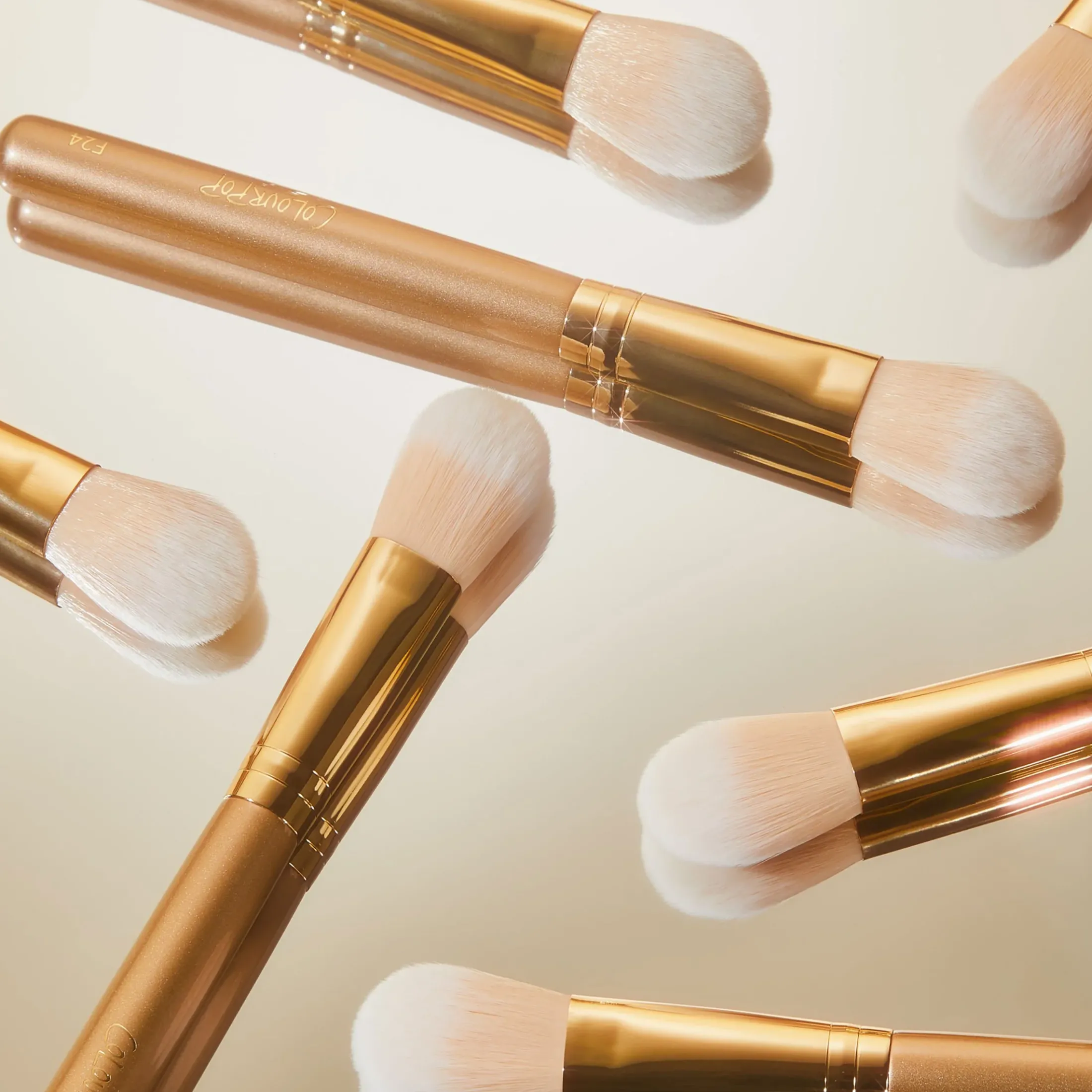 ColourPop Face Brushes*Medium Fluff Eye Brush