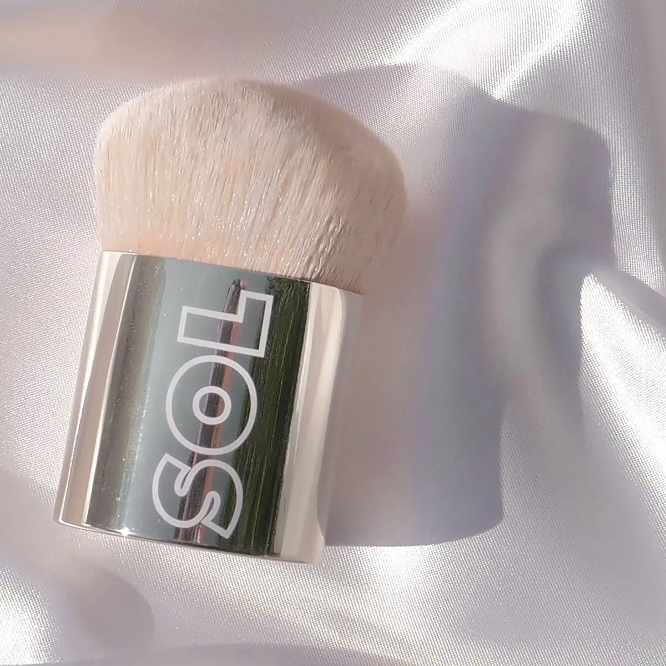 ColourPop Body*Rounded Kabuki Brush Rounded Kabuki Body Brush