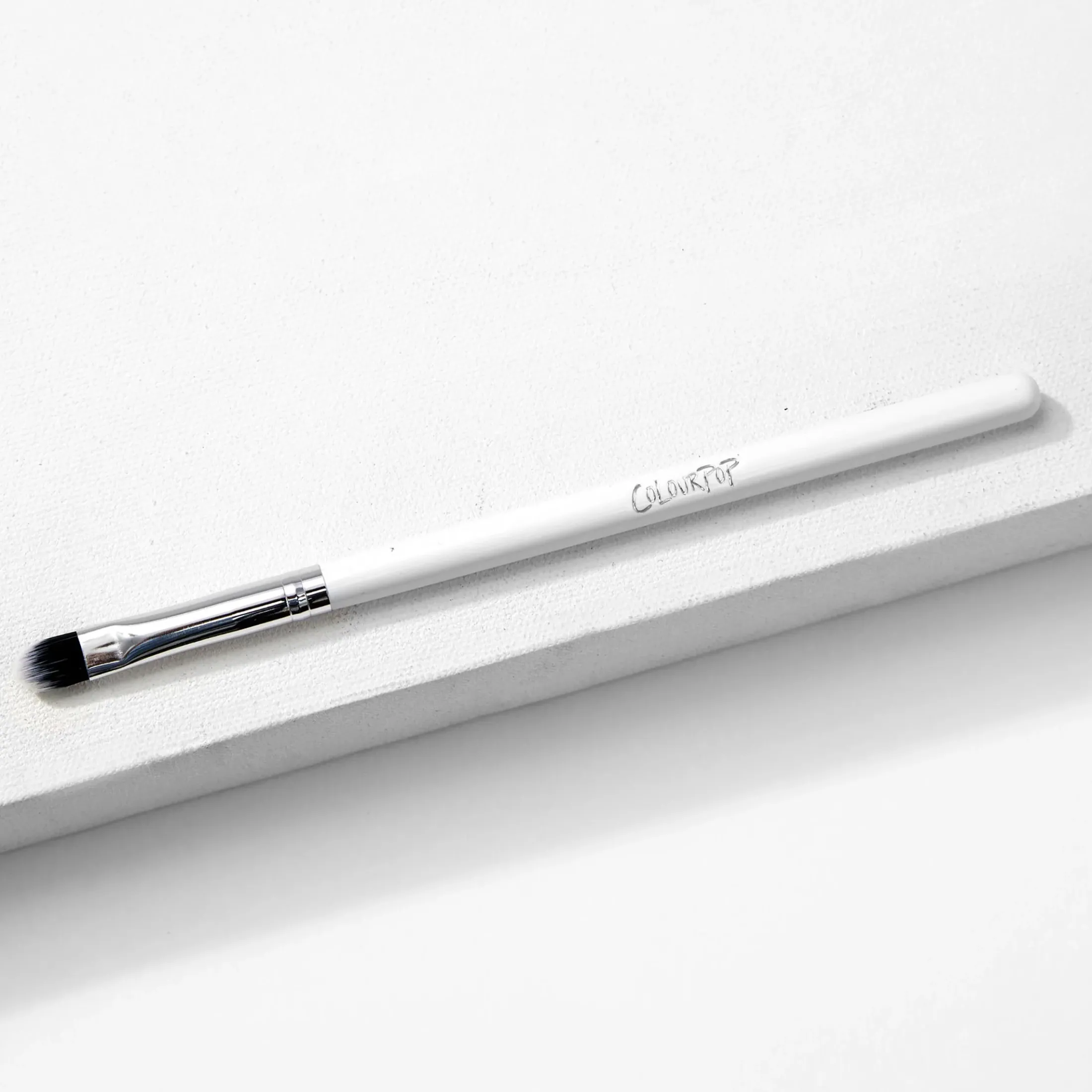 ColourPop Eye & Brow Brushes|Face Brushes*Small Shader Brush Eye Brush